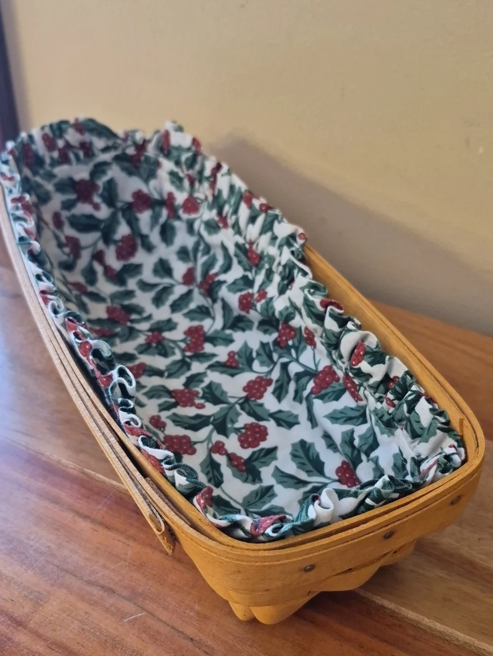 Vintage 1997 Longaberger Cracker Basket w/ Divider, Protector & 3 Liners